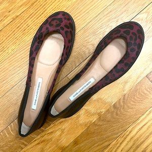 NWOT DvF Flats 8.5